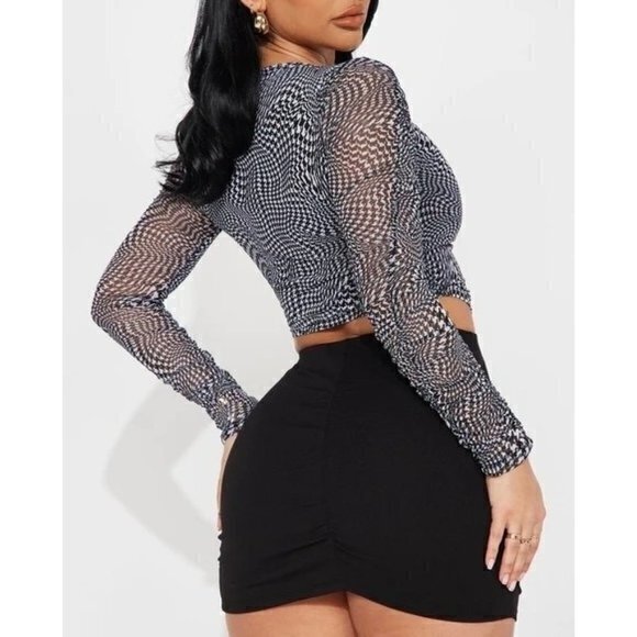 Crave Fame Asymmetrical Abstract Print Mesh Stretch Top Black size Large RefFNB - Picture 2 of 10